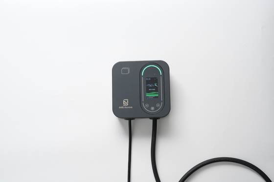 Single Phase Electric Vehicle Charging Station Wallbox Charger 32A IP65 With 5m Cable