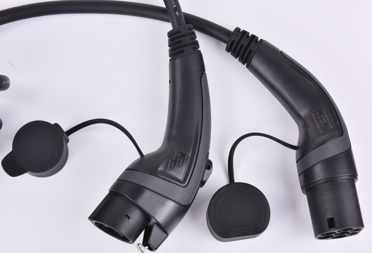Type 1 To Type 2 7kW Electric Car Charging Cables TUV Nissan Leaf